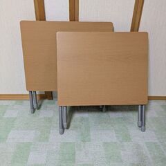 ニトリ折り畳みコンパクトデスクの画像