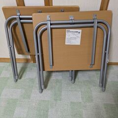 ニトリ折り畳みコンパクトデスクの画像
