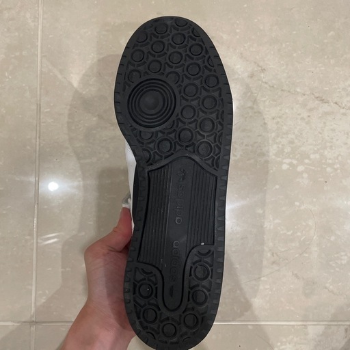 adidas Forum Mid 白黒 27.5cm（中古）