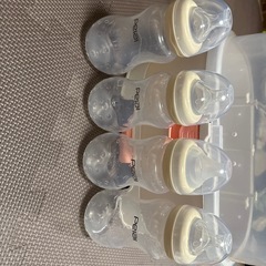 哺乳瓶　　搾乳機　　おしゃぶり　おしゃぶりケース　ニップル　哺乳瓶消毒　セットの画像