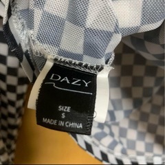 ※非対面OK※【2回着用】新品同様DAZYデイジーブロックチェッククロップド丈Tシャツの画像