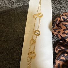 FENDI ブレスレット シュシュの画像