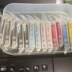 EPSON A3対応プリンター EP-4004 ＋ 未開封純正インク多数の画像