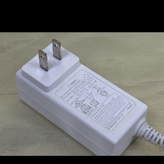 belkin ワイヤレス充電器 の画像