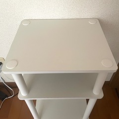 3段　サイドテーブルの画像