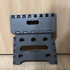 折り畳みの椅子の画像