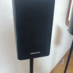 ONKYO オンキョースピーカー スタンド付きの画像
