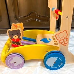 カタカタ　ミテミテ　木製　手押し車の画像