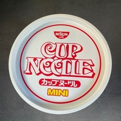 カップヌードルミニ 2個+ティッシュBOX付き　BIG缶の画像