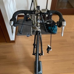 COLNAGO ロードバイク＋MINOURA サイクルトレーナーの画像