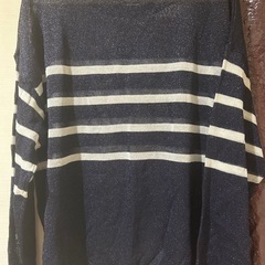 新品タグ付き⭐︎ネイビー×ホワイトボーダートップスの画像