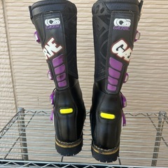 オフロードブーツの画像