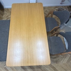 【値引き】ダイニングテーブルセットの画像