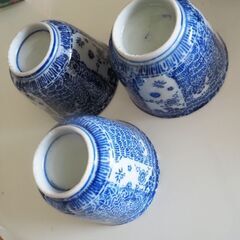 古伊万里、そば猪口、3個セット、傷なし、お宝、８ｘ８ｘ６の画像