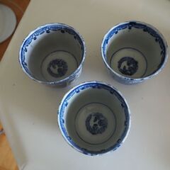 古伊万里、そば猪口、3個セット、傷なし、お宝、８ｘ８ｘ６の画像