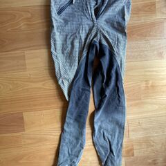 キュロットと靴下の画像