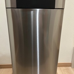 人感センサー付き  自動開閉ゴミ箱の画像