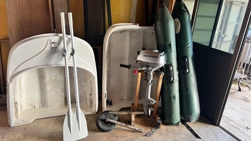 最終値下げ‼️FRP2分割ボート　2馬力船外機