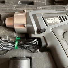 充電式インパクトドライバー　14.4v バッテリー2個付き‼️の画像