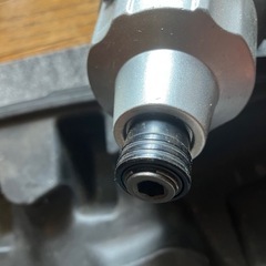 充電式インパクトドライバー　14.4v バッテリー2個付き‼️の画像