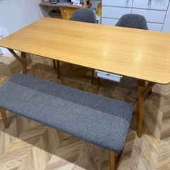 【値引き】ダイニングテーブルセットの画像
