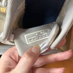 スニーカー　レディース　25.0cm 
の画像