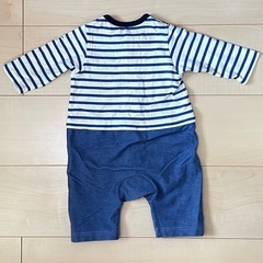 70 ミキハウスの長袖ロンパース（難あり）の画像