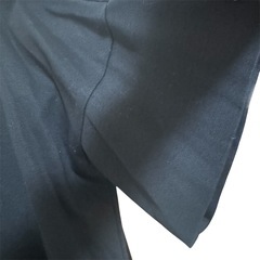 【レリューム】ちょどよい 大人のファッション 黒のフレ 袖トップス ブラウスの画像