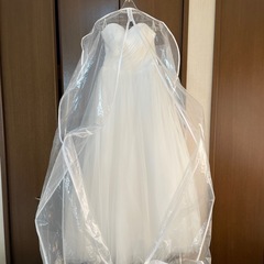 ウェディングドレスの画像