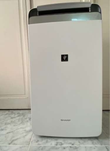 （取引先決定）SHARP シャープ プラズマクラスター 除湿機 衣類乾燥　CV-J180W  2020年製