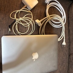 Apple MacBook Air 13 4GB 256GBの画像