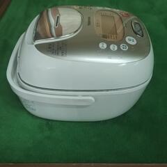 東芝の圧力IH保温釜（1ヶ月動作保証付き）「RC-10RY」の画像