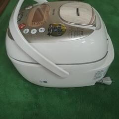 東芝の圧力IH保温釜（1ヶ月動作保証付き）「RC-10RY」の画像