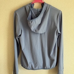 ◆UNIQLO エアリズム UVカットパーカー◆の画像
