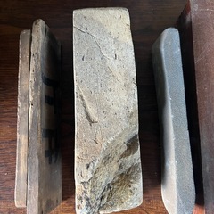 砥石 天然砥石 刃物研ぎ 研ぎ石 研磨 仕上げ砥石　3点　中古の画像