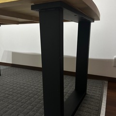 ダイニングテーブルの画像