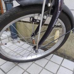 折りたたみ自転車の画像