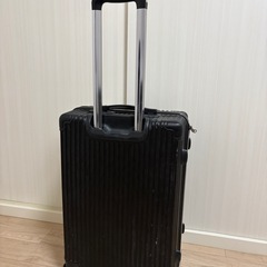 キャリーケースの画像