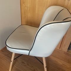 ダイニングチェア　値下げしましたの画像