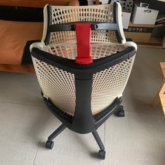 イトーキ　オフィスチェア　ゲーミング仕様の画像