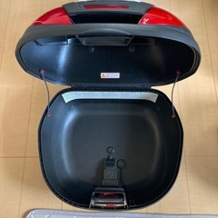 【美品】バイクキャリアボックスの画像