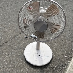 扇風機　2023年製