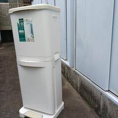 🎵家庭内ゴミ箱40Lの画像