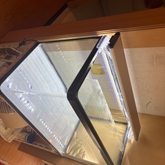 水槽3点セット　（60センチ水槽、LEDライト、ガラスカバー）の画像