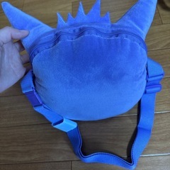 ポケットモンスター肩掛けぬいぐるみバッグ　ゲンガーの画像