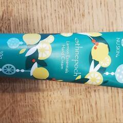 【未使用】NU SKIN エスネピック　ブロッサムエッセンシャルオイル　ハンドクリームの画像