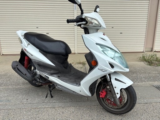 ⭐️キムコ.レーシング125.FIモデル⭐️シート新品張り替え・プラグ・グリップなど新品交換で快調⭐️125cc原付二種オートバイ⭐️