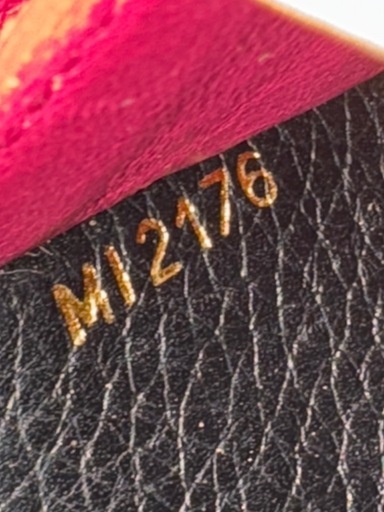 LOUIS VUITTON 　ポルトフォイユ・カプシーヌ 長財布