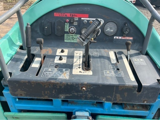 バロネス:HM1550:乗用ハンマーナイフモア:草刈機:芝刈機:ビーカル:クローラー:草刈り機:芝刈り機HM1550:HIKOUSEN