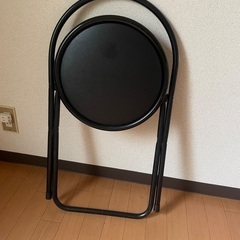 美品！折りたたみイスの画像